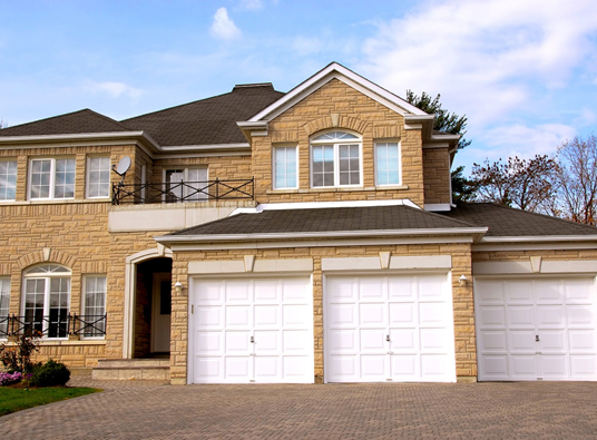 Tips For Choosing The Right Garage Door Replacement Windows